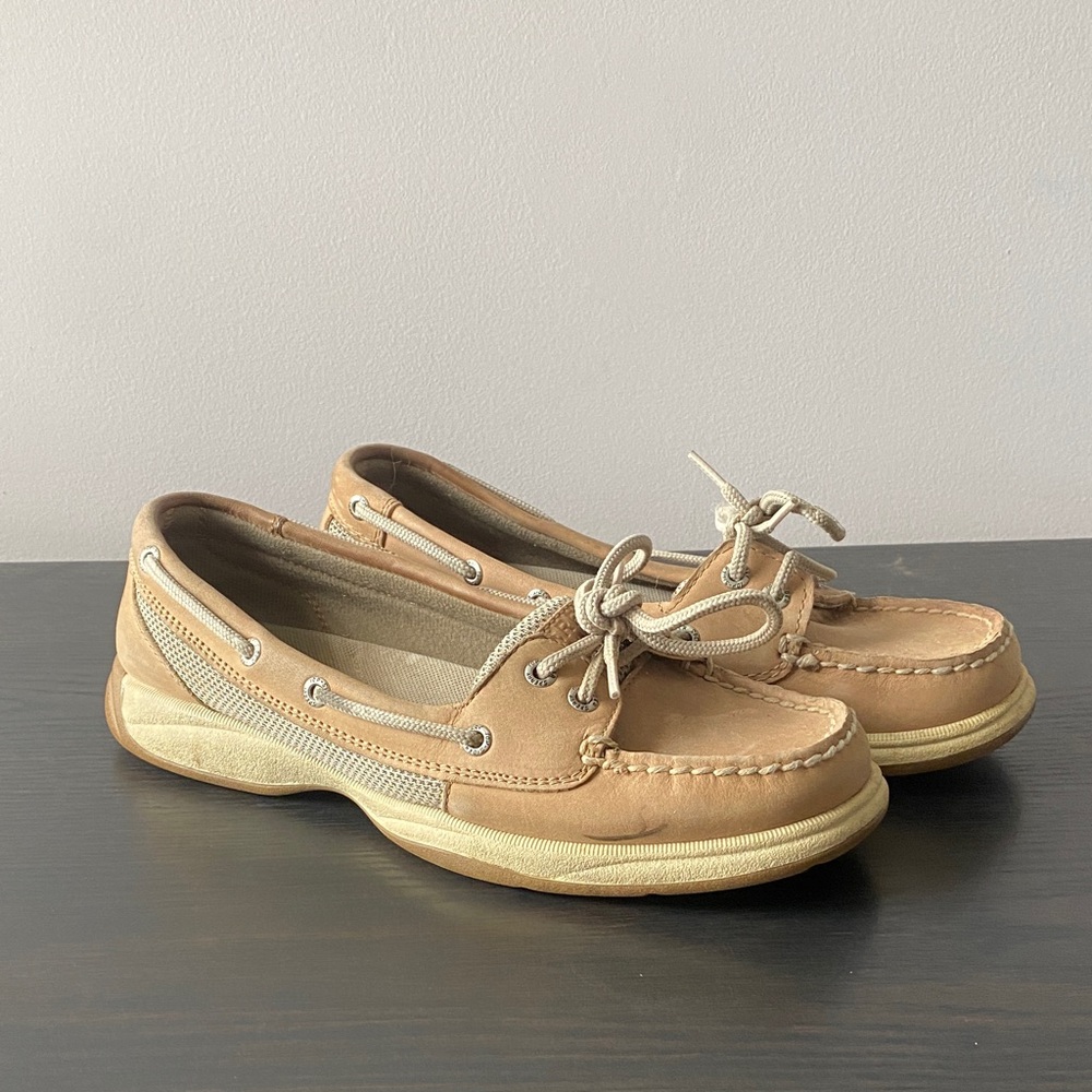 Sperry women’s boat shoes